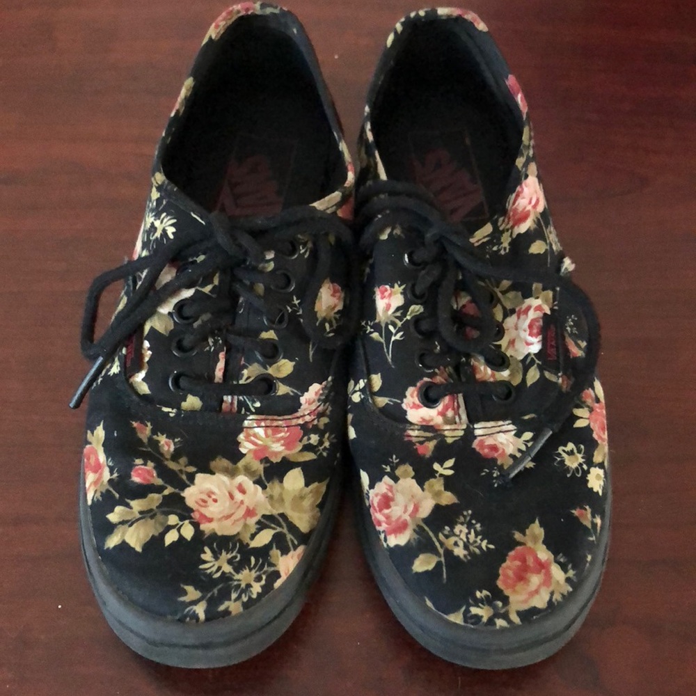 Woman’s/girls Vans